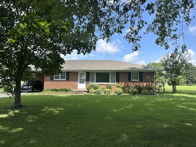 Home close to Leoma School sits on almost 2 acres