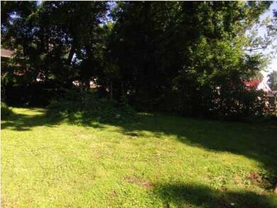 230 Lakeview Dr, Rossville, GA 30741 - photo 5