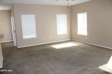 3100 Amistoso St, El Paso, TX 79938 - photo 2