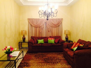 504 Pine Sisken St, Laredo, TX 78045 - photo 2