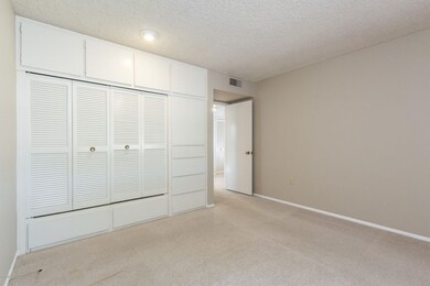 10717 W Hutton Dr, Sun City, AZ 85351 - photo 6