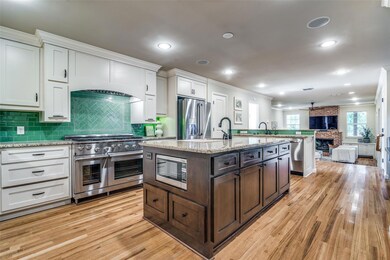 6719 Blessing Dr, Dallas, TX 75214 - photo 7