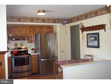 2131 Hendricks Rd, Pennsburg, PA 18073 - photo 5