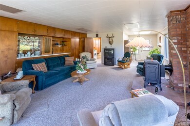 504 E 3rd St, Sumas, WA 98295 - photo 3