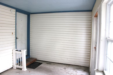 2284 Roach St, Salina, KS 67401 - photo 3