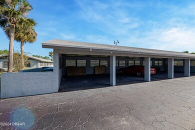 120_Limewood_Pl_Unit_6_3570