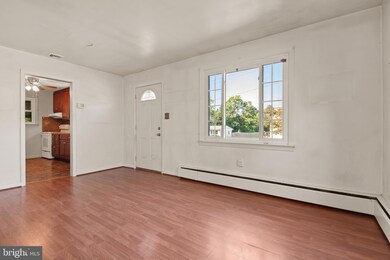 811 S 15th St, Columbia, PA 17512 - photo 5