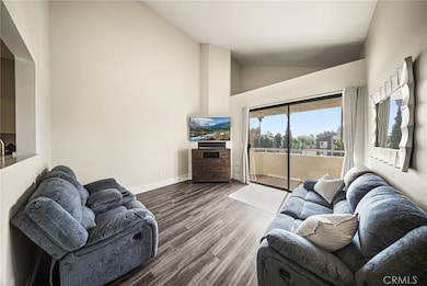 19009 Sherman Way unit 81, Reseda, CA 91335 - photo 6