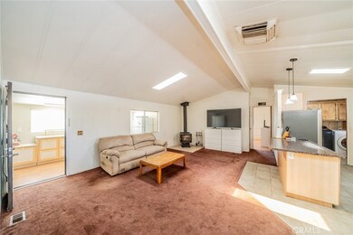 9847 Sonora Rd, Phelan, CA 92371 - photo 7