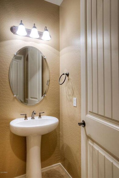 8501 E Leland St, Mesa, AZ 85201 - photo 5