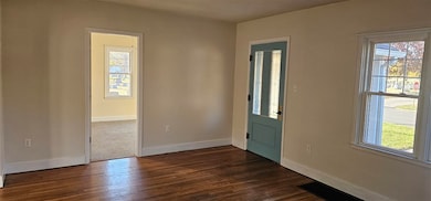 399 W Harrison St, Hagerstown, IN 47346 - photo 5