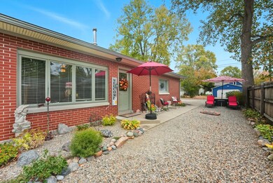 104 N Calhoun St, South Whitley, IN 46787 - photo 2