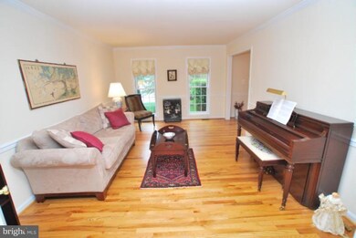 15216 Falconbridge Terrace, North Potomac, MD 20878 - photo 4