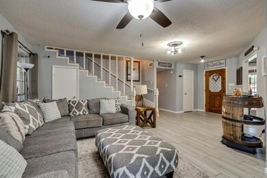 302 Somerset Cir, Bedford, TX 76022 - photo 6