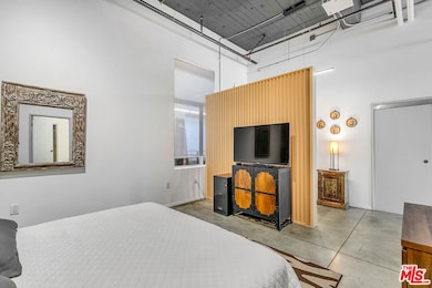 Flower Street Lofts unit 311, Los Angeles, CA 90015 - photo 5