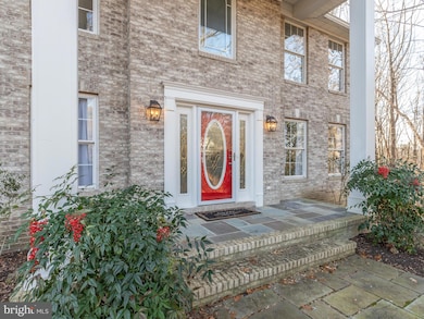 907 Saint Eva Ln, Gambrills, MD 21054 - photo 5