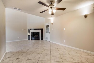 19 Rockwood Cir, Bedford, TX 76021 - photo 5