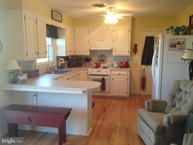 347 Ronald Dr, Greencastle, PA 17225 - photo 7