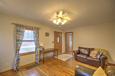 561 N Glendale Ave, Decatur, IL 62521 - photo 6