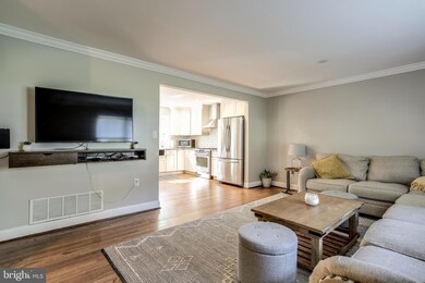 121 Hillside Rd, Catonsville, MD 21228 - photo 6