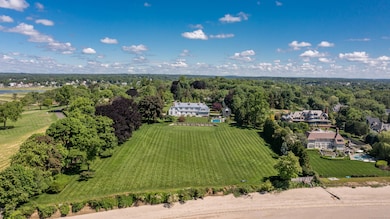 1131 Sasco Hill Rd, Fairfield, CT 06824 - photo 3