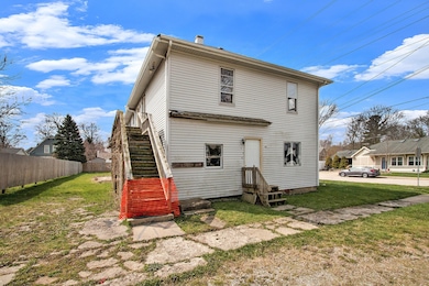 202 Poplar St, Three Oaks, MI 49128 - photo 5