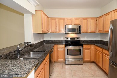 4551 Strutfield Ln unit 4422, Alexandria, VA 22311 - photo 3