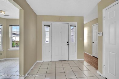 04-FOYER