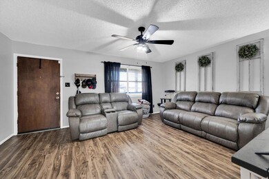 6204 Creek Crossing Rd, Alvarado, TX 76009 - photo 3