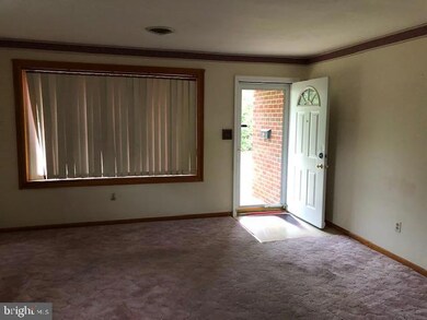 8407 Echo Dr, Pasadena, MD 21122 - photo 5