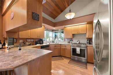 8536 Bender Rd, Lynden, WA 98264 - photo 4