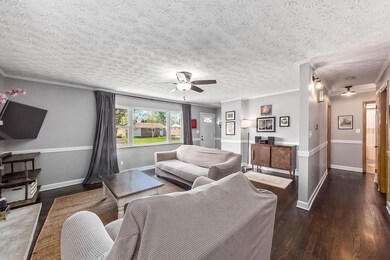 S - 2666 Kingston Av - 009