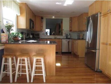 607 Blue Hills Pkwy, Milton, MA 02186 - photo 4