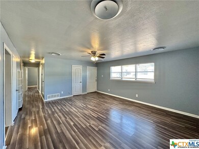 1105 S 23rd St, Copperas Cove, TX 76522 - photo 4