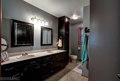 909 W Crownpointe Ct SW, Byron Center, MI 49315 - photo 6