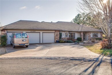 8 Mckenzie Ln, Bella Vista, AR 72715 - photo 4