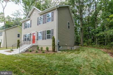 10038 Marguerita Ave, Glenn Dale, MD 20769 - photo 3