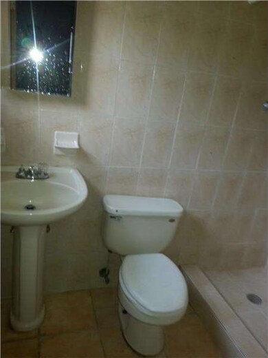 18120 NW 25th Ct, Miami Gardens, FL 33056 - photo 5