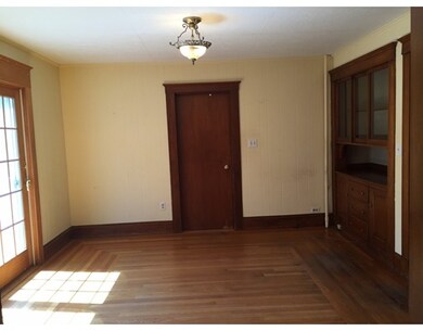 39 Miller St, Medfield, MA 02052 - photo 6