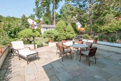 1 Walker Ct, Greenwich, CT 06831 - photo 5