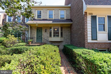 11038 Wickshire Way, Rockville, MD 20852 - photo 3