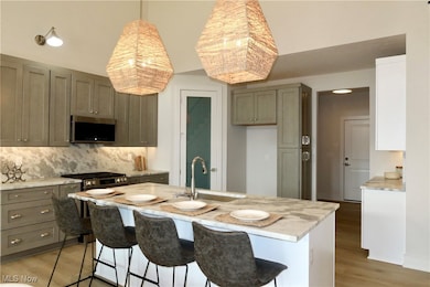 421 Bordeaux Blvd, Broadview Heights, OH 44147 - photo 6