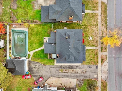 617 E Division St, Cadillac, MI 49601 - photo 4