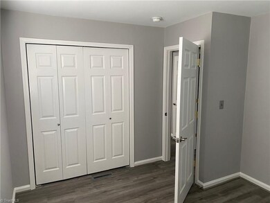 611 E Morehead St, Reidsville, NC 27320 - photo 6