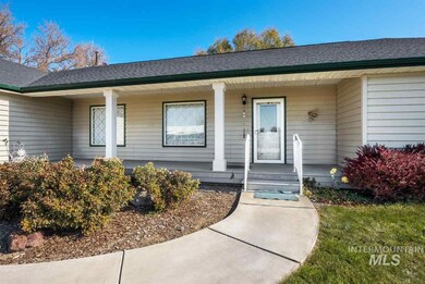 405 W S 7th St, Homedale, ID 83628 - photo 5