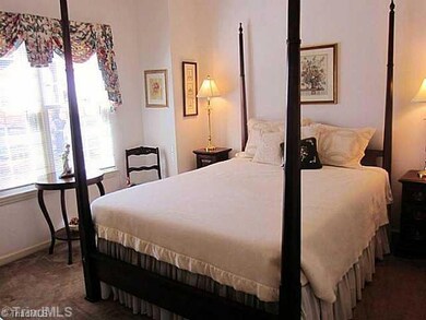 2nd Bedroom.
