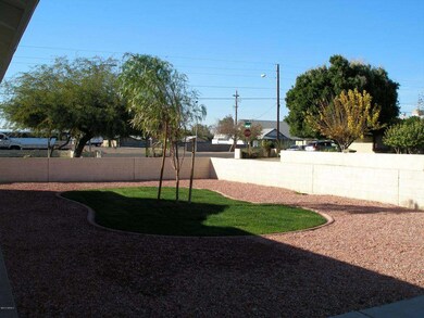 5043 W Mclellan Rd, Glendale, AZ 85301 - photo 2