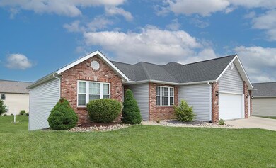 1872 Appleton Ct, Maryville, IL 62062 - photo 2