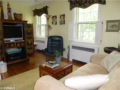 Bedroom - Spacious 3rd bedroom is currently used a