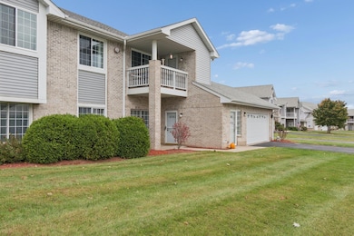 6961 S Rolling Meadows Ct unit 101, Oak Creek, WI 53154 - photo 2